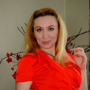 Meet your Posher, Nina